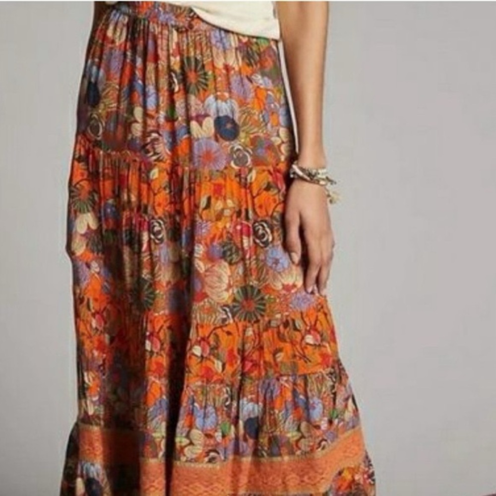 Anthropologie
Conditions Apply Hera Tiered Floral Orange Maxi Skirt- small